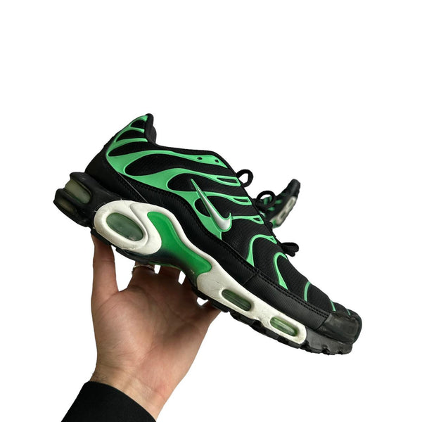 NIKE AIR MAX PLUS TN / Green