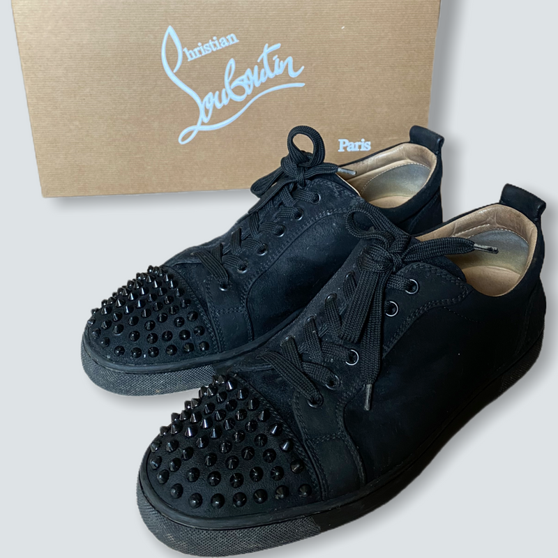 Christian louboutin Louis Junior Spikes flat veau velours (Uk 9.5.)