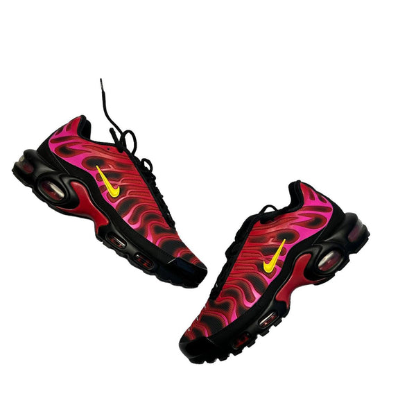 NIKE AIR MAX PLUS TN / SUPREME